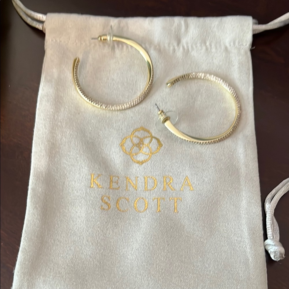 Kendra Scott Ella Gold Twist Hoop Earrings